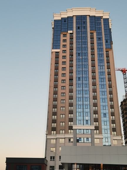 Продается 1 комнатная квартира в ЖК Созвездие, башня Атлас , Прибрежный бульвар 5 , Спутник  .  

Общая площадь 43,14 м2 . Жилая площадь 17,67 м2 . Кухня 10,3 м2 .                       

 ЖК «Созвездие» – это жилой комплекс комфорт-класса из шести домов (17, 25 и 30 этажей), расположенный на бе
